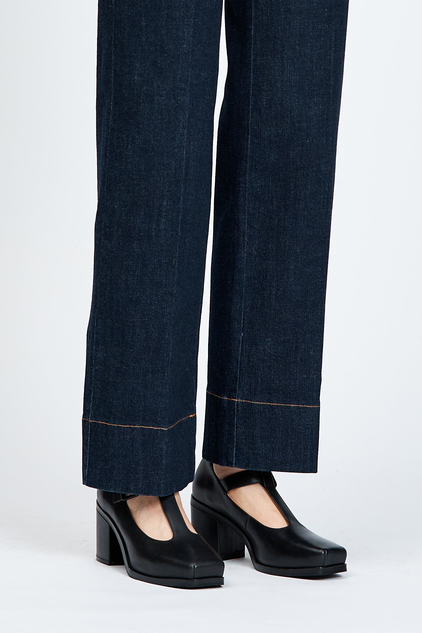 Black block heel shoe with buckle enclosure