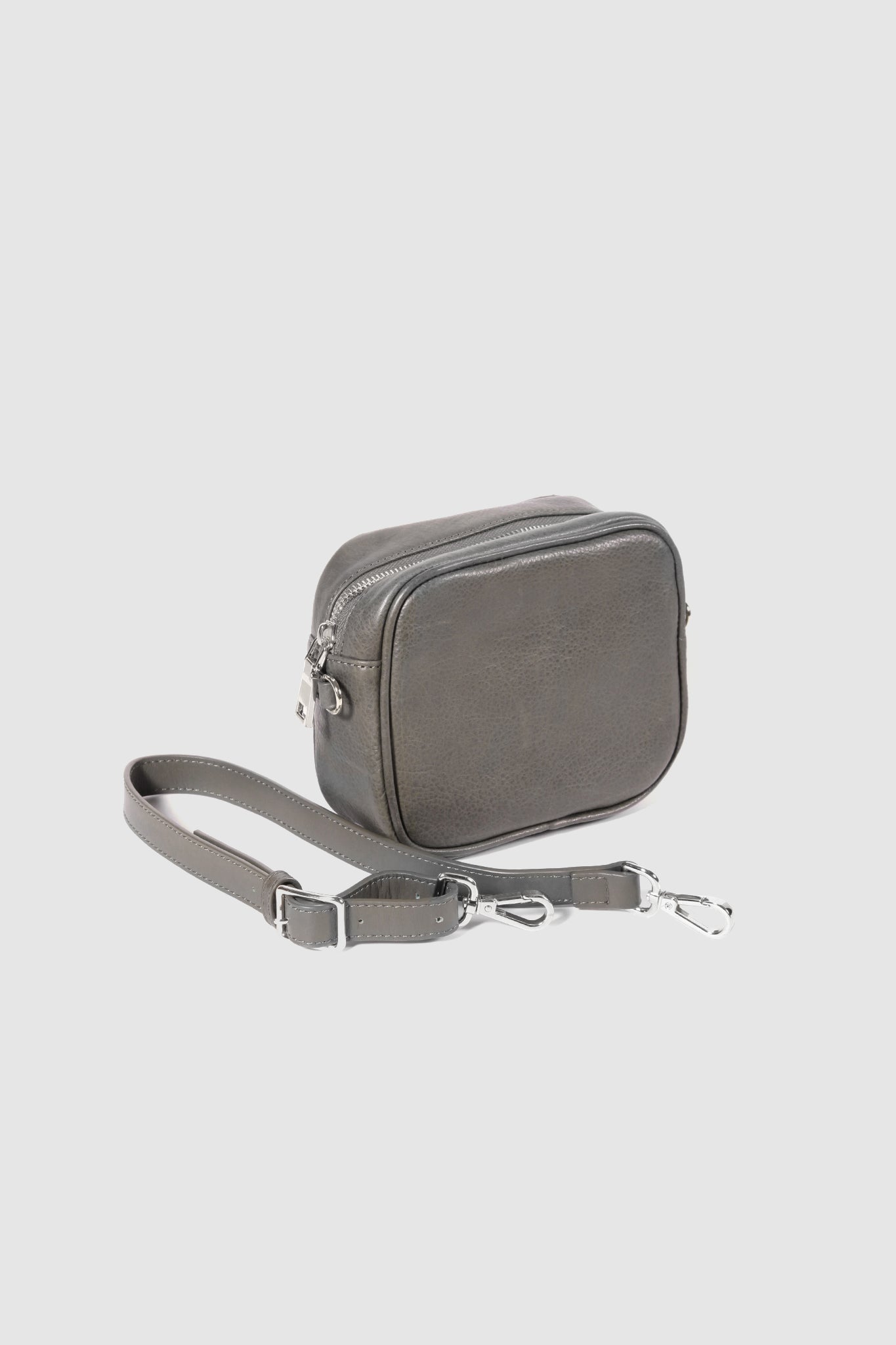 Caminar Bag Green Leather Bumbag Front