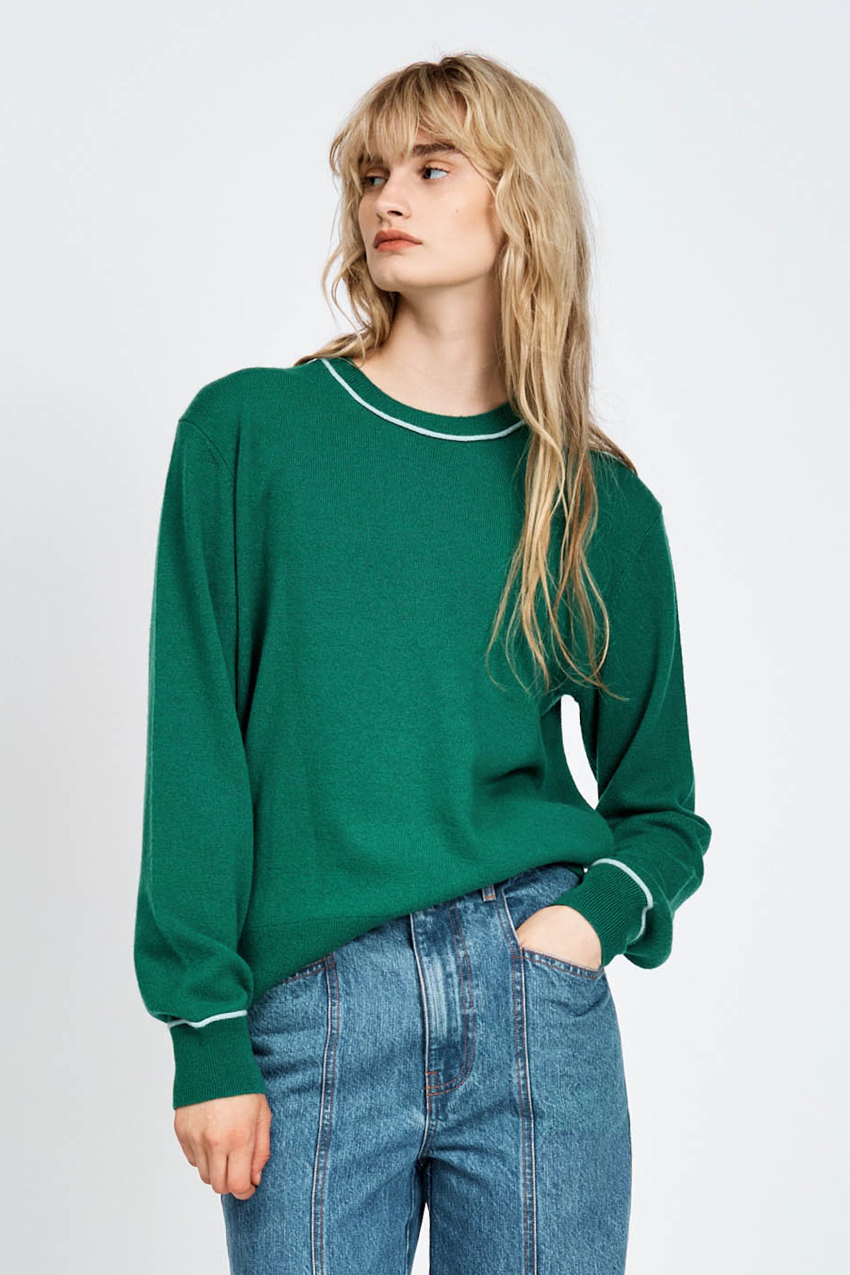 Women wearing green knitted jumper