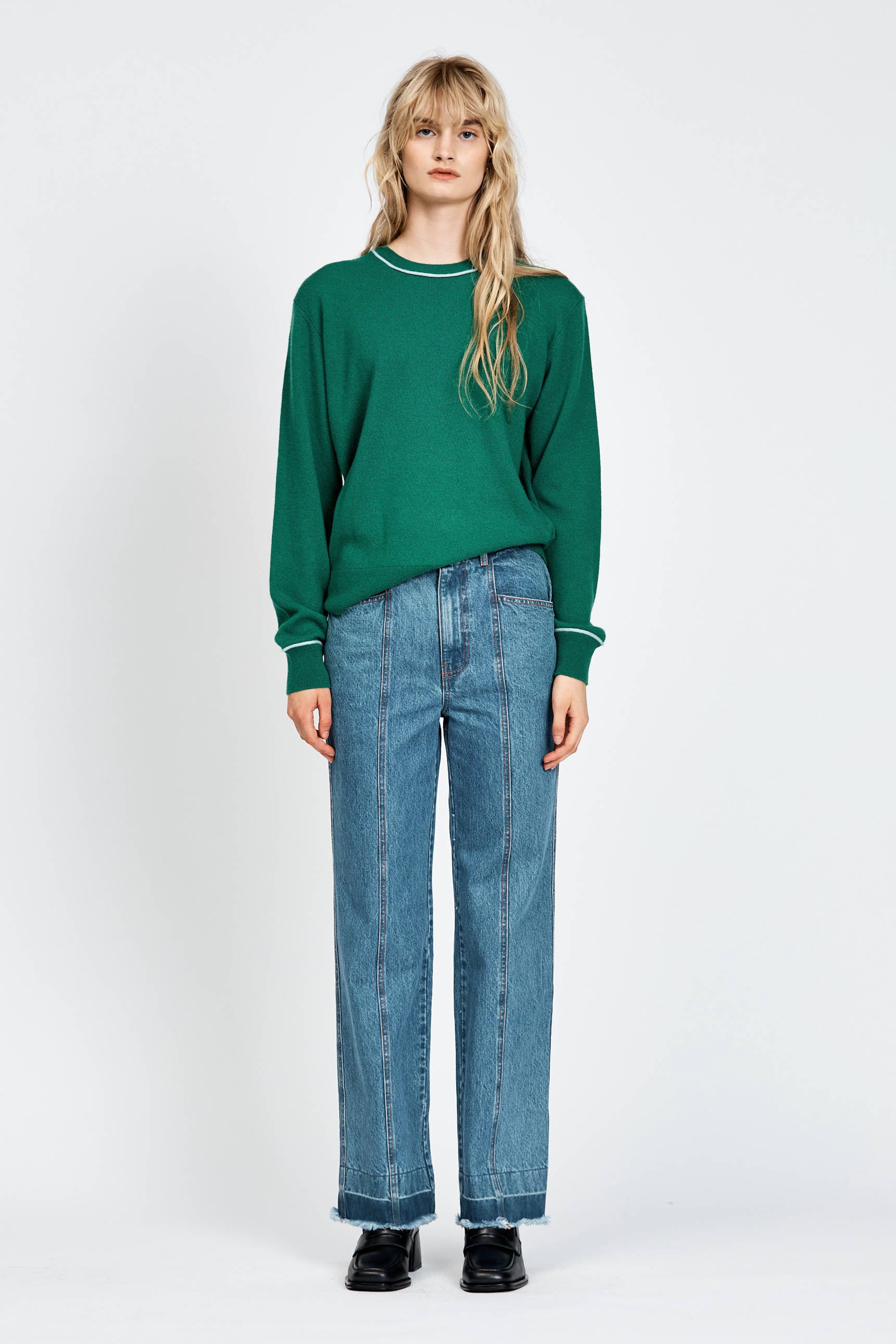 Women wearing green knitted jumper