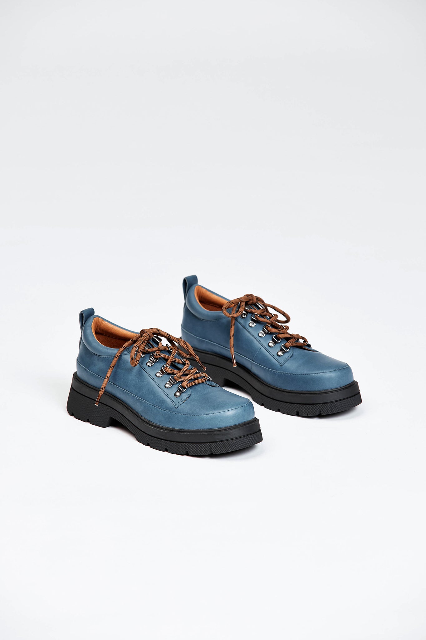 Womens blue shoe