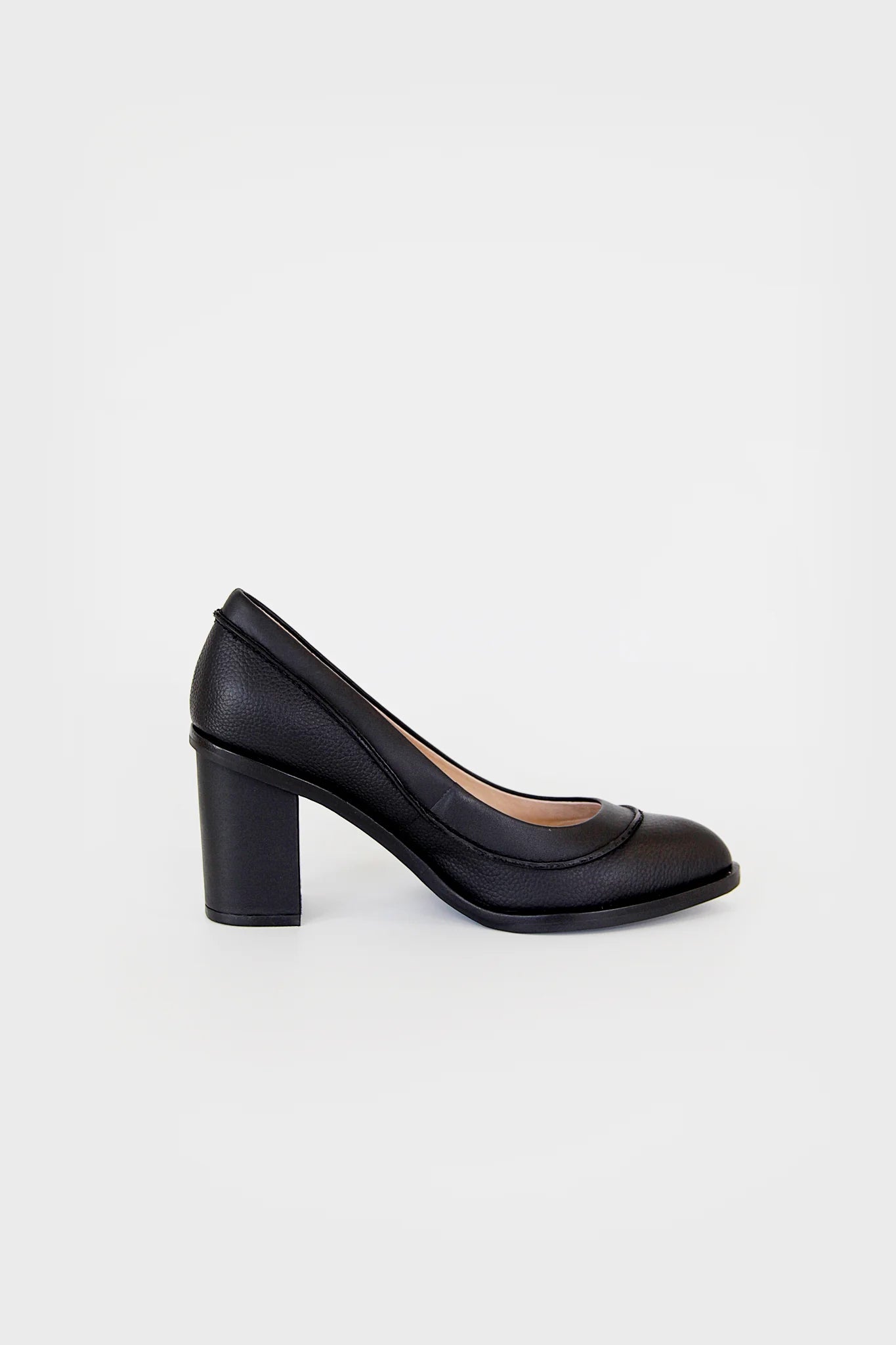 Image of a black womens shoe with chunky heel