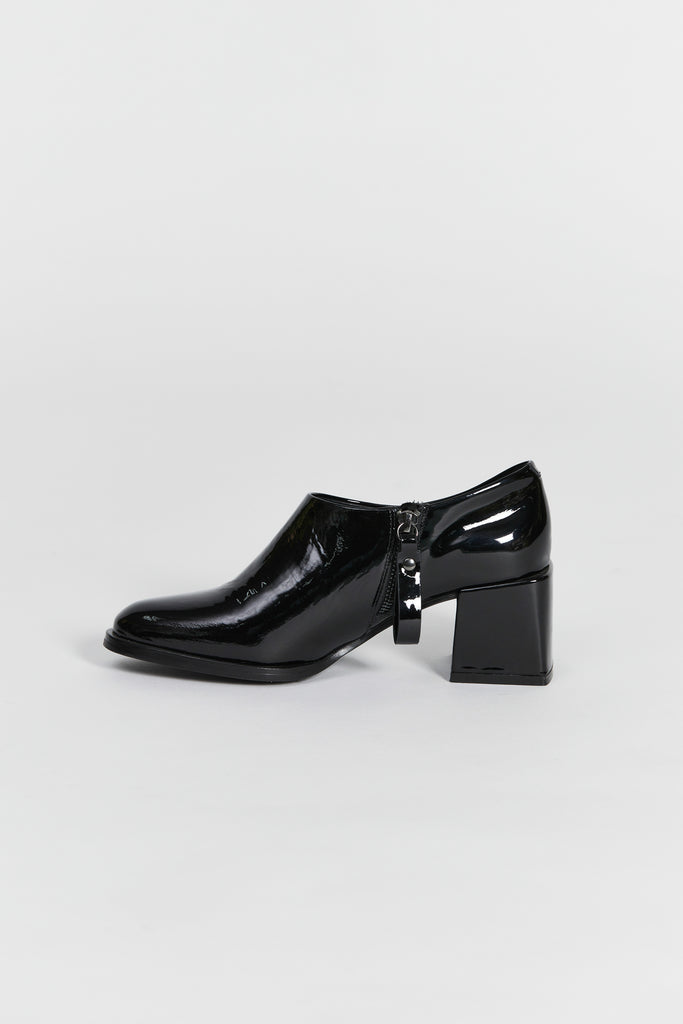 Dolomites Women's Shoe Black Chuncky Heel Glossy Leather Side