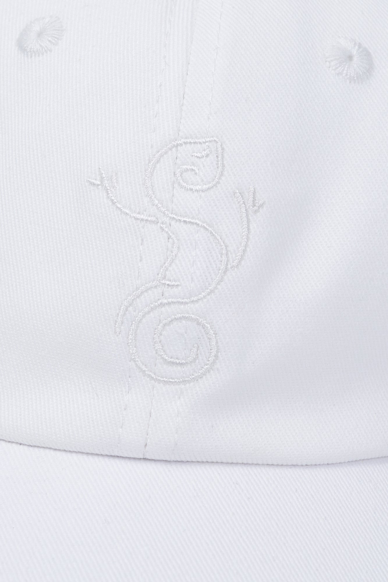 Lagarto Cap White Cotton Front Close Up