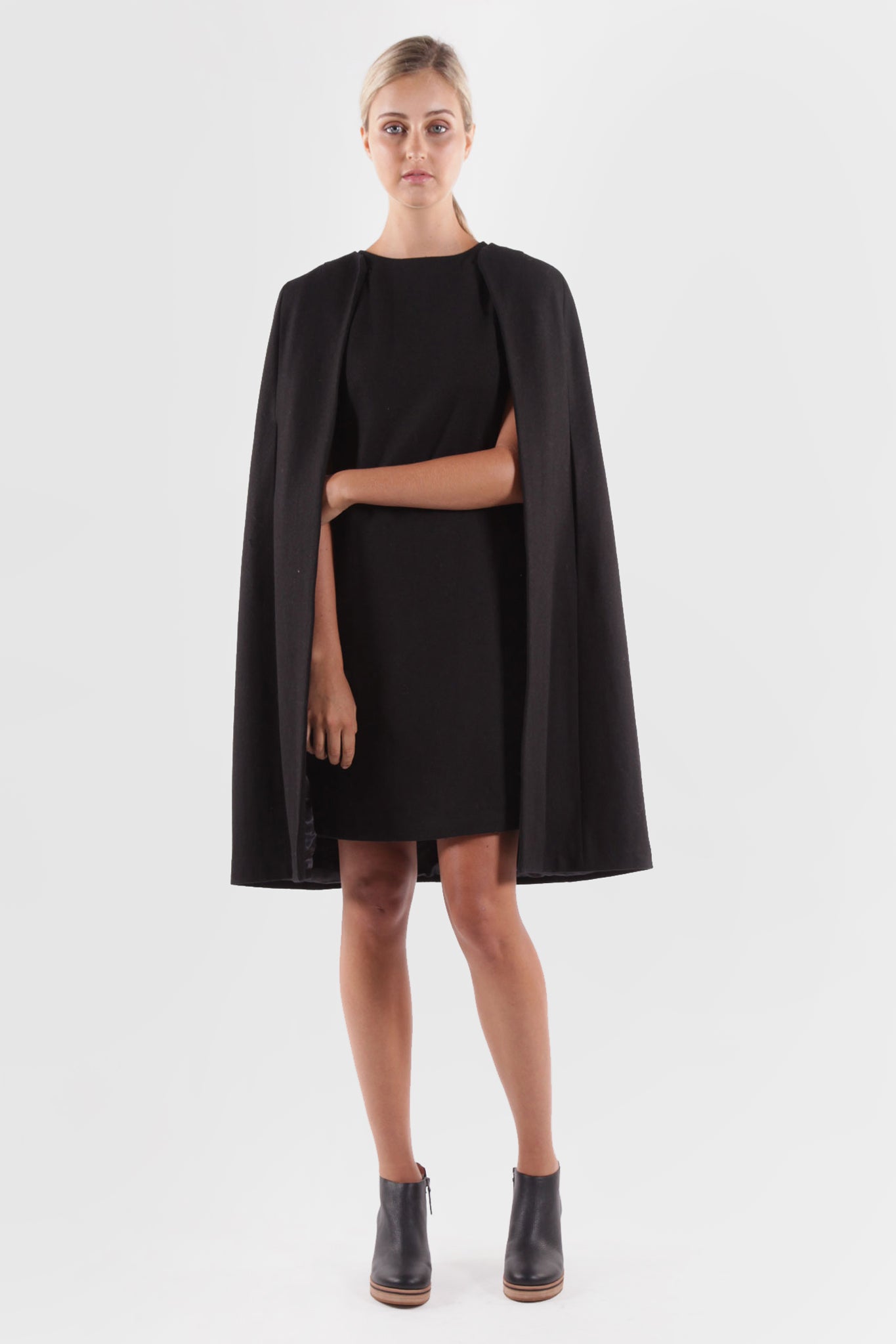 Morg Dress Black with Detachable Cape Front