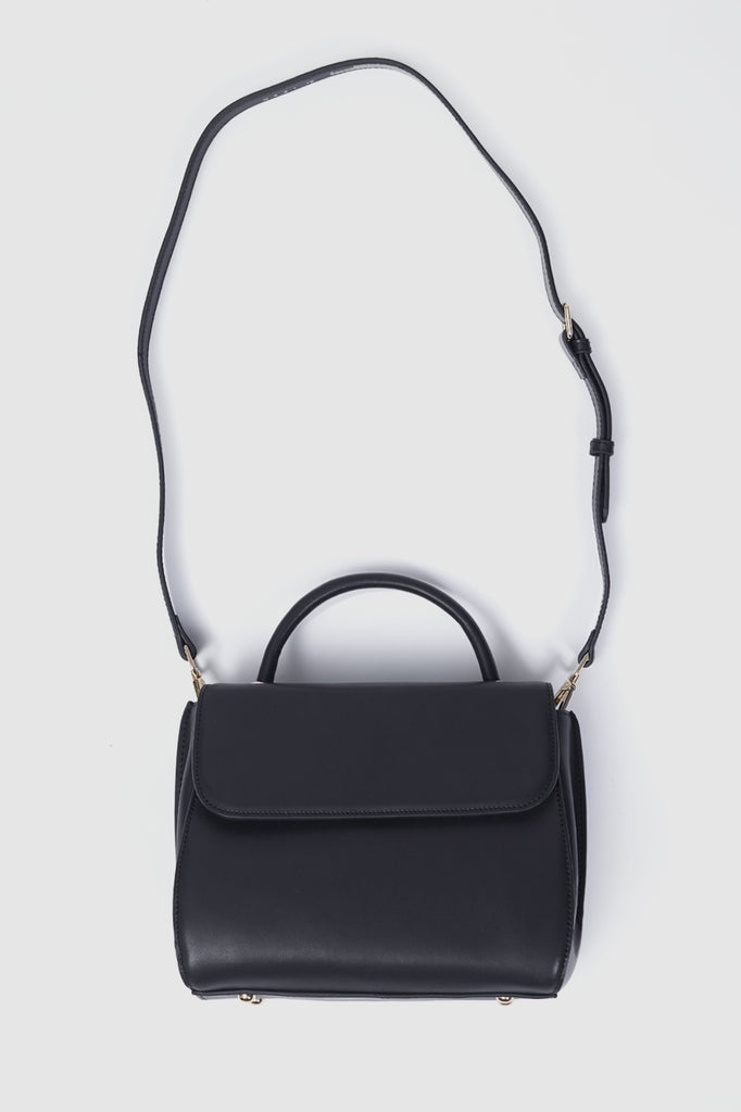 Villa Bag Black Leather Front