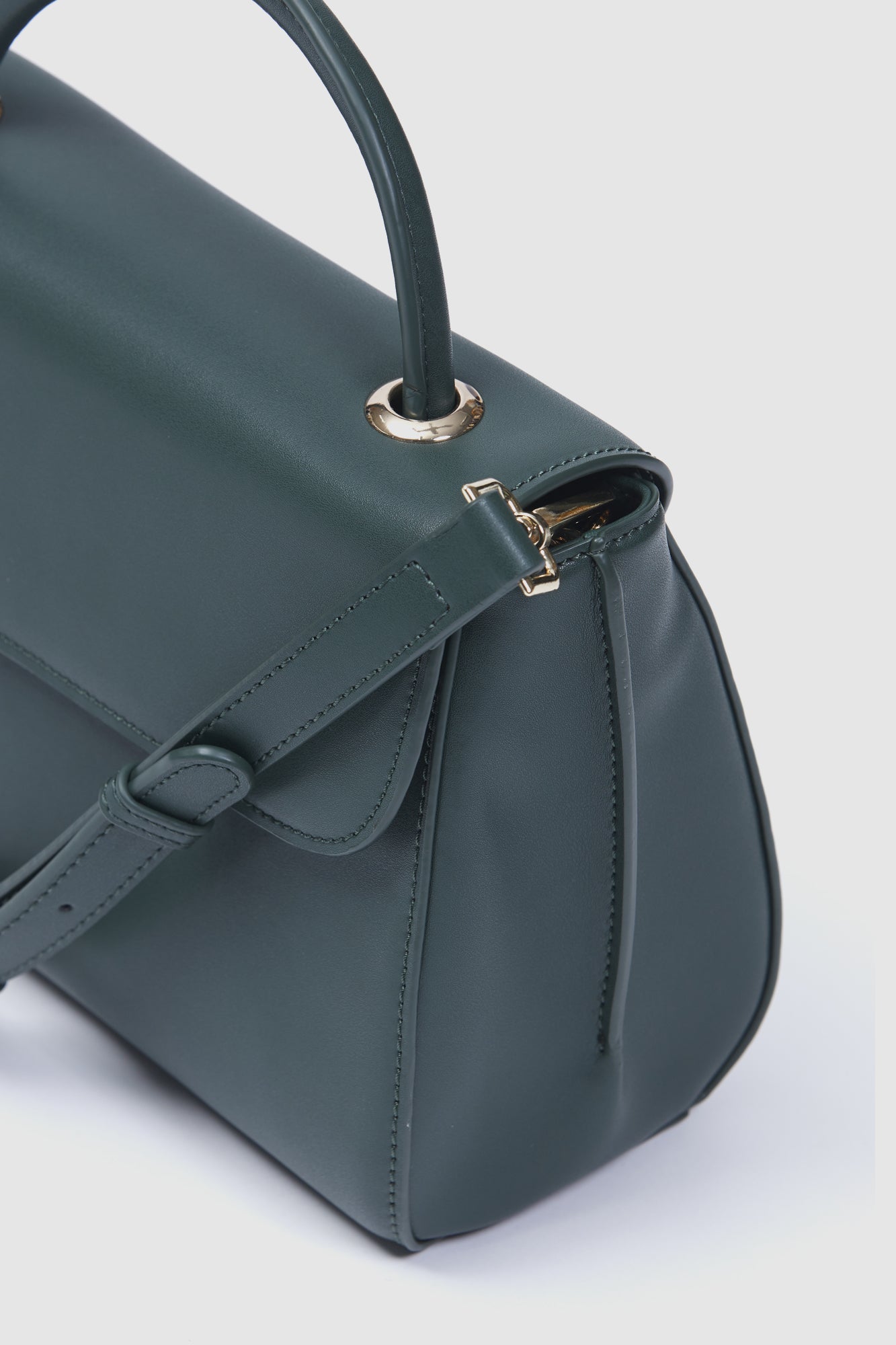 Villa Bag Dark Green Leather Side
