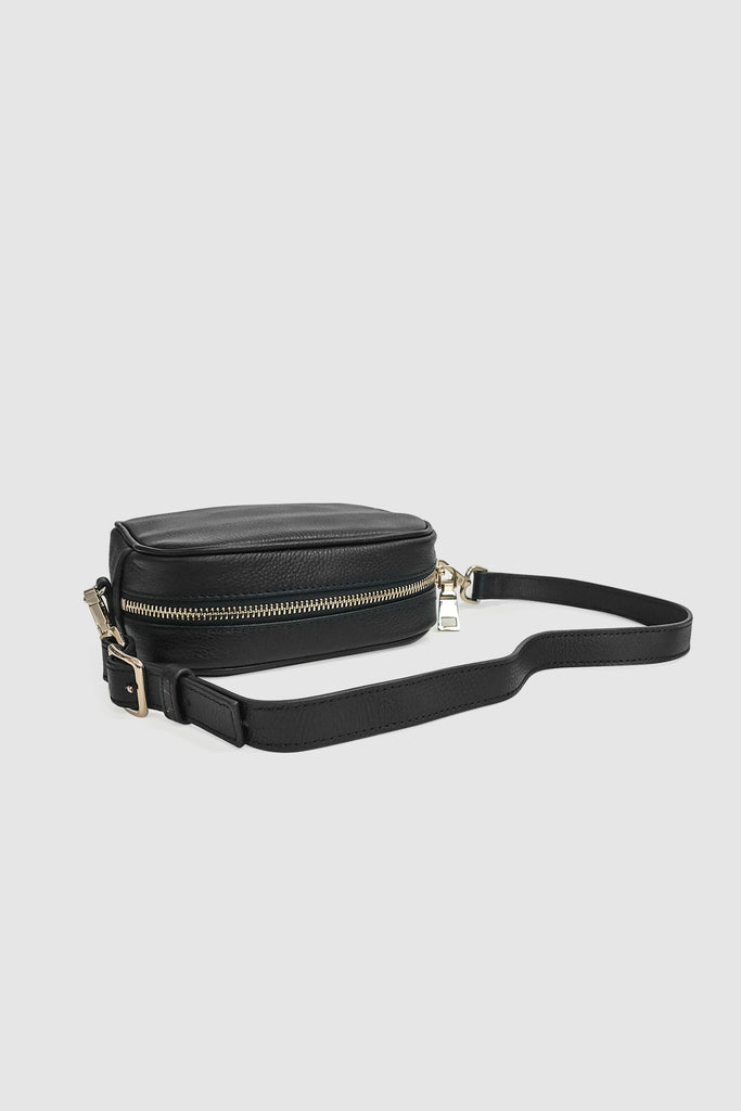 Caminar Bag Black Leather Bumbag Gold Hardware